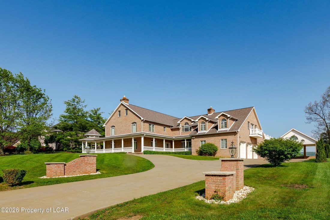 House in Pittston, Pennsylvania, United States 4 - 18021799