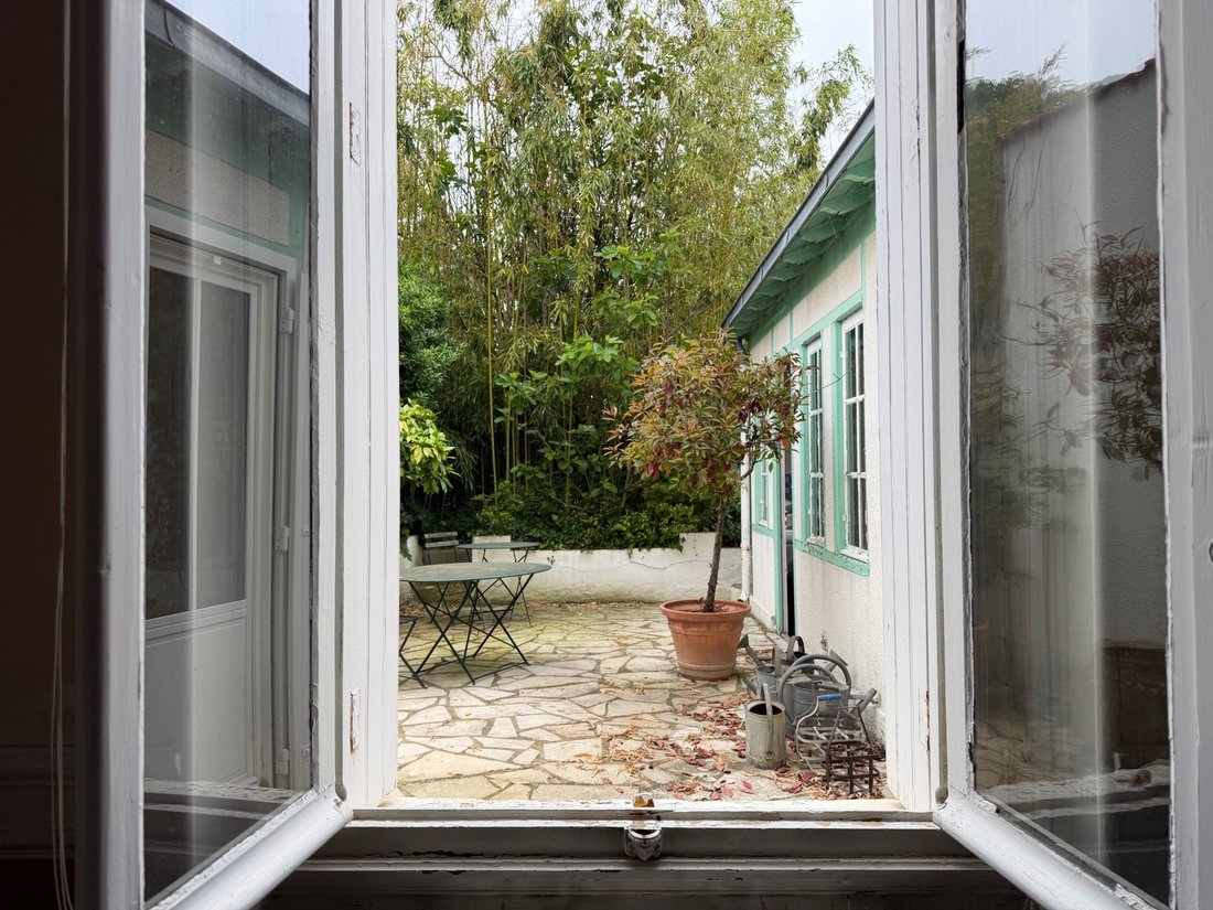 House in Port Neuf, La Rochelle, France 4 - 18021995