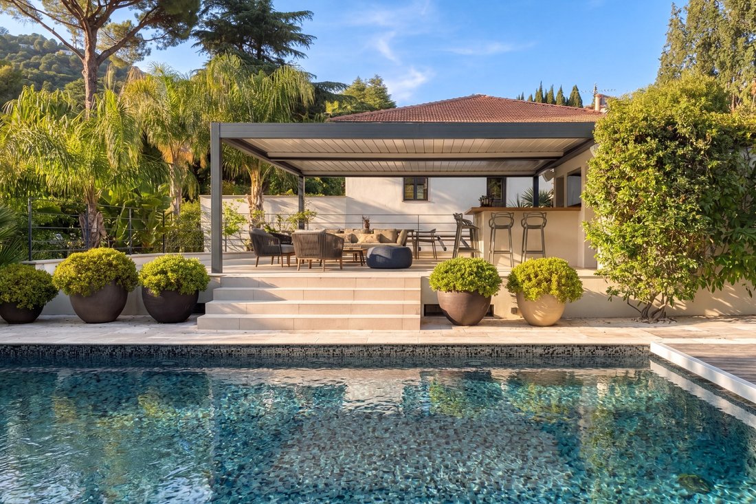 House in Saint Nicolas, Cannes, France 1 - 18022097
