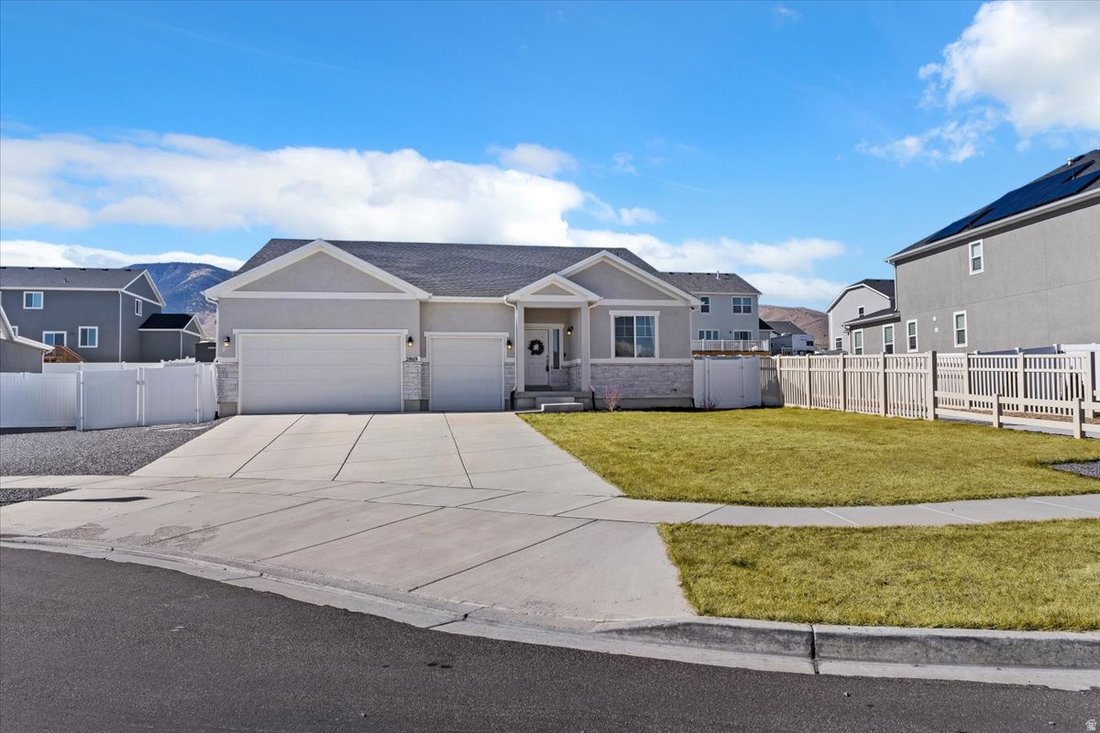 House in Saratoga Springs, Utah, United States 2 - 18022401