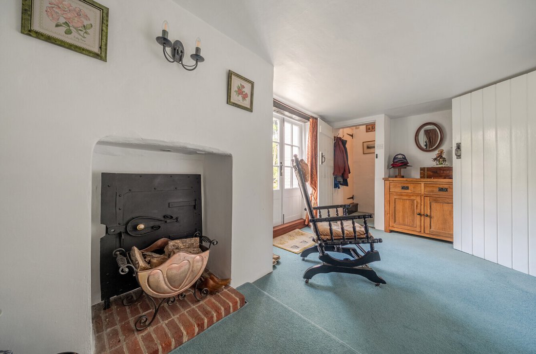 House in Elstead, England 5 - 18022454