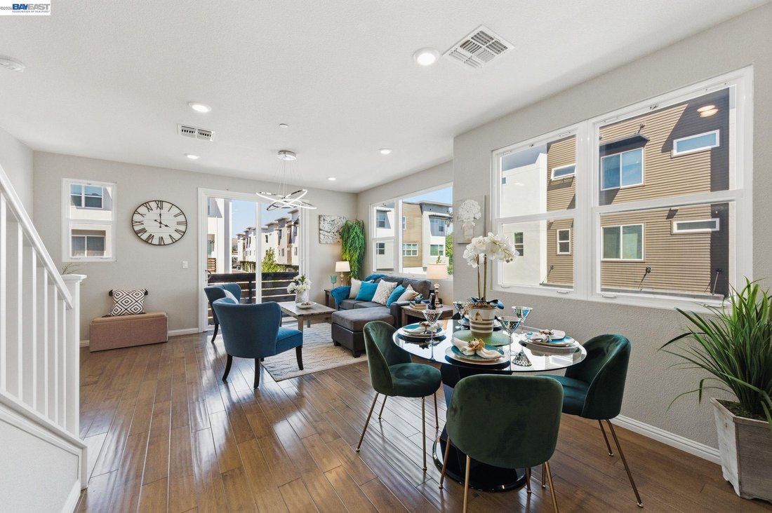 Condo in Newark, California, United States 3 - 18019778