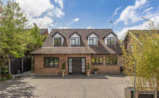 House in North Mymms, England 1