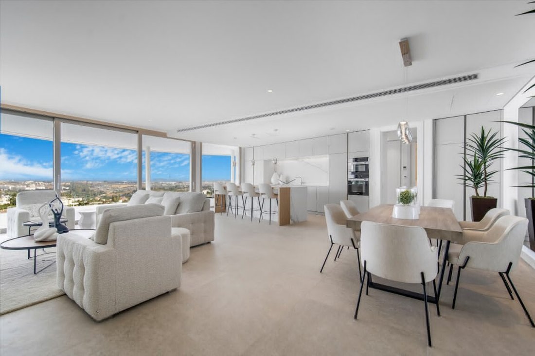 Apartment in La Quinta, Benahavis, Andalusia 3 - 17082888