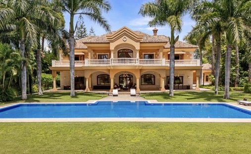 Villa in Guadalmina Baja, San Pedro de Alcantara, Spain 1