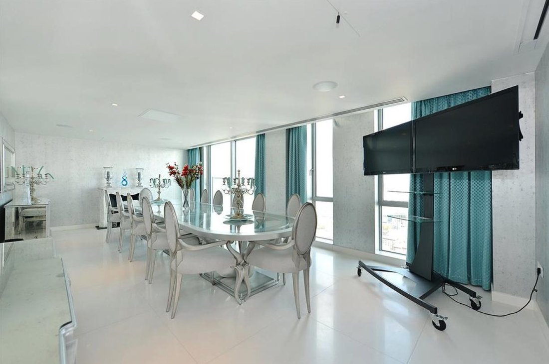 Apartment in Poplar, Tower Hamlets, England 3 - 18022463