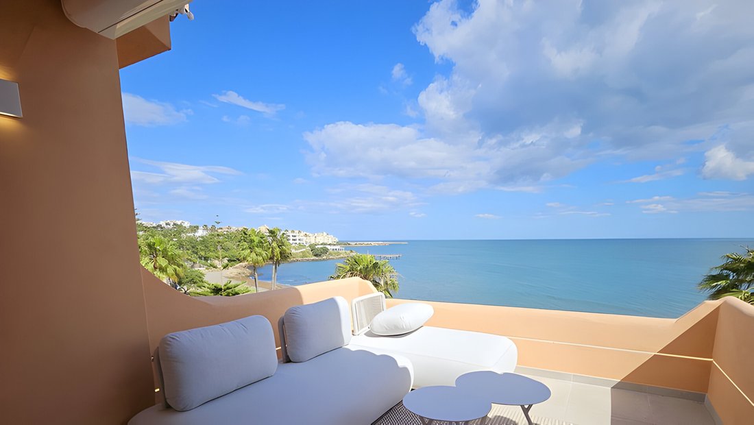Penthouse in Estepona, Andalusia, Spain 1 - 15614215