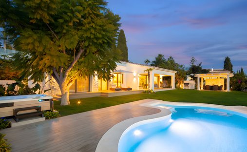 Villa à Elviria-Cabopino, Marbella, Espagne 1