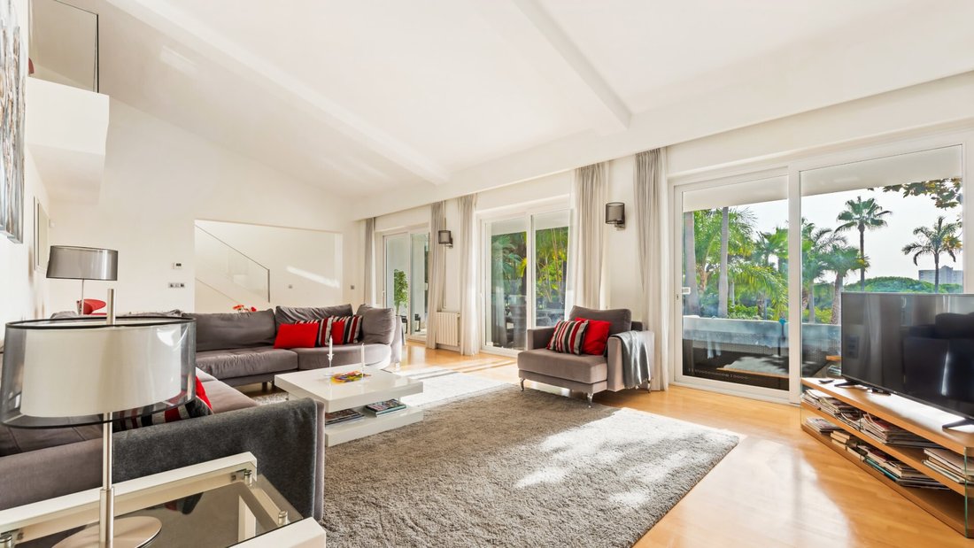 Villa in Elviria-Cabopino, Marbella, Spain 3 - 17082886
