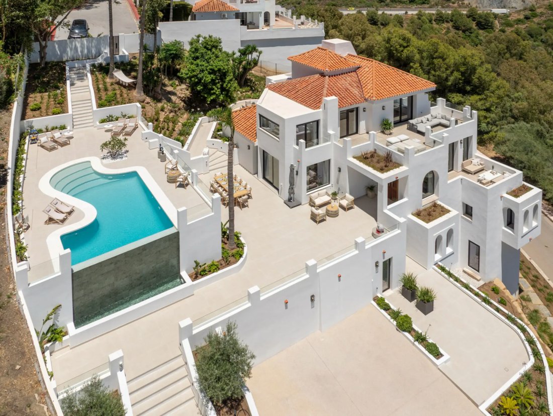 Villa in Nueva Andalucia, Marbella, Spain 3 - 16170702