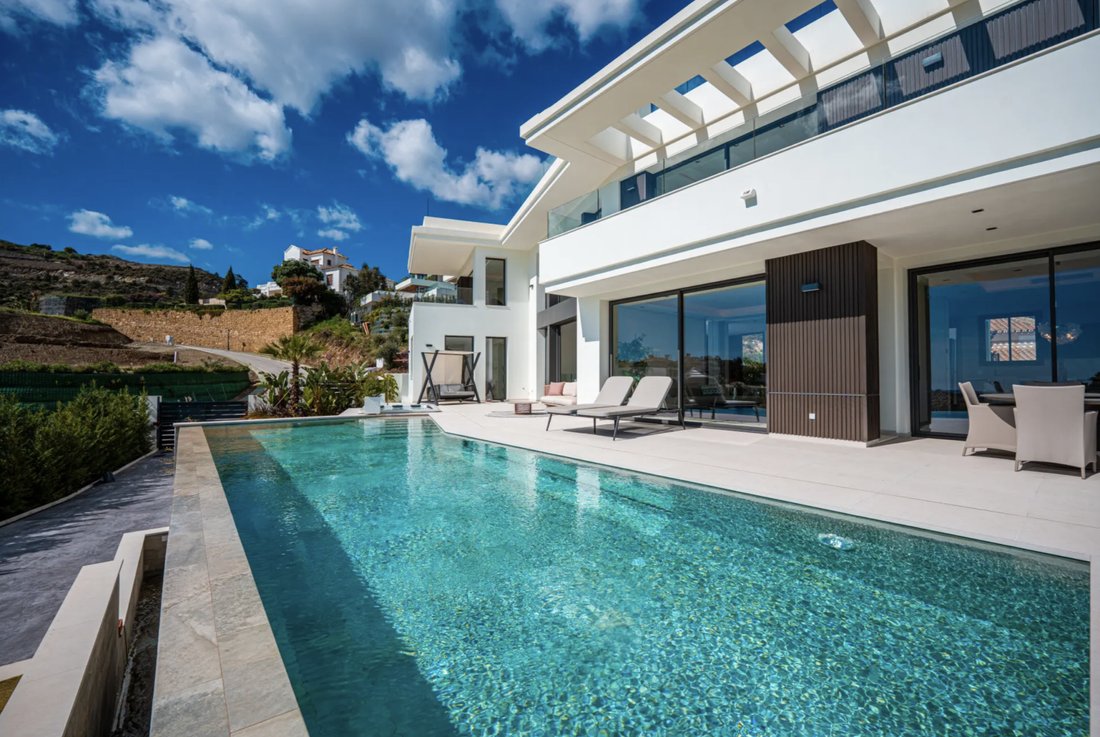 Villa in La Quinta, Benahavis, Andalusia 3 - 16171028
