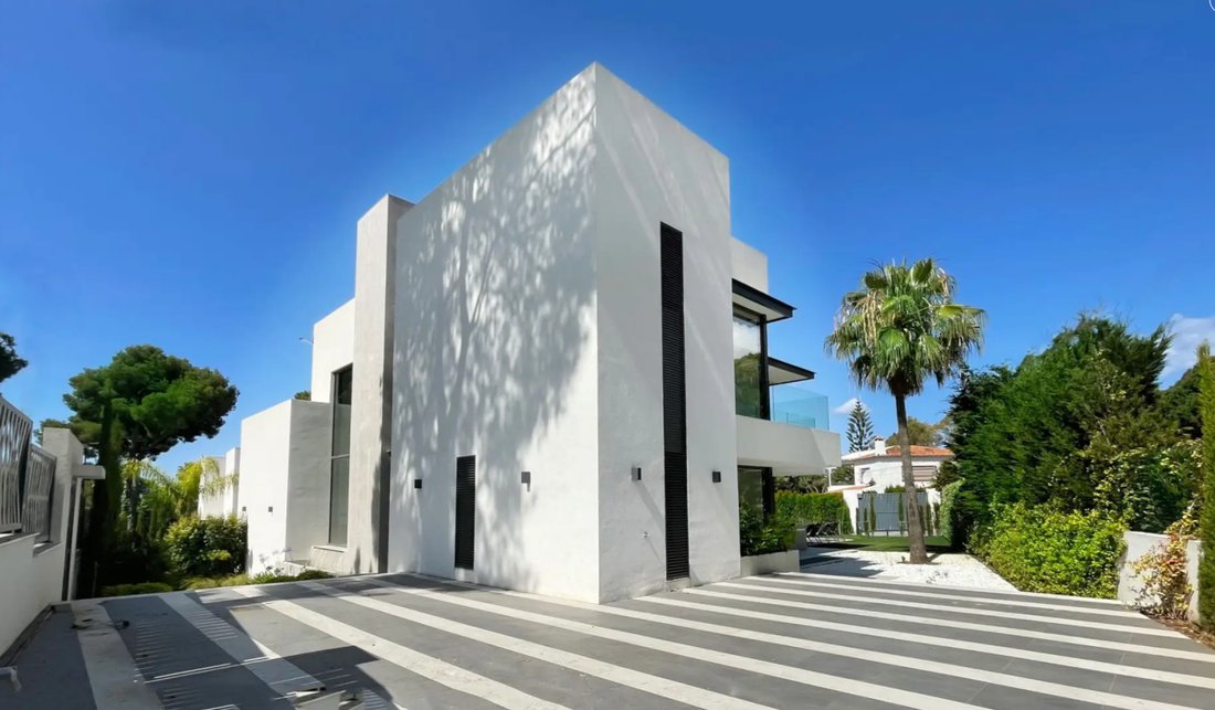 Villa in Golden Mile, Andalusia, Spain 3 - 16162437