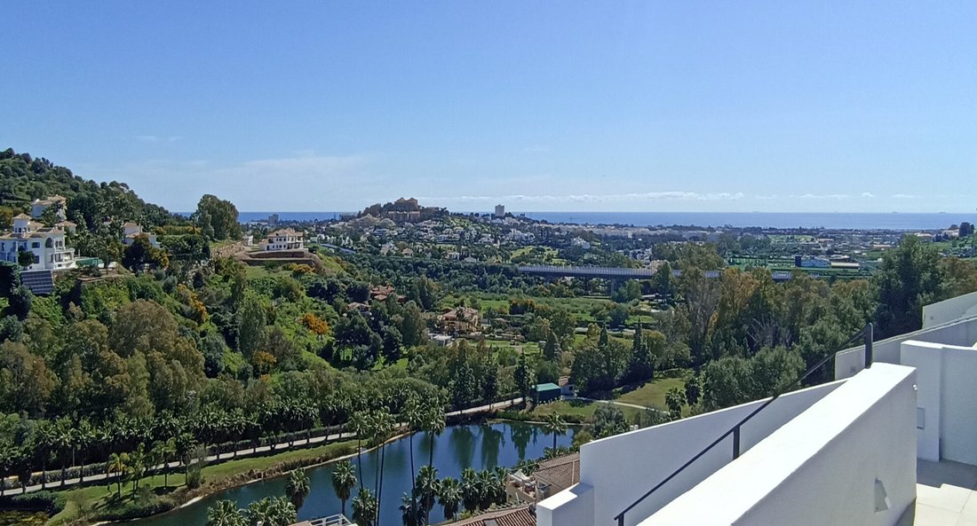 Apartment in La Quinta, Benahavis, Andalusia 1 - 15610981