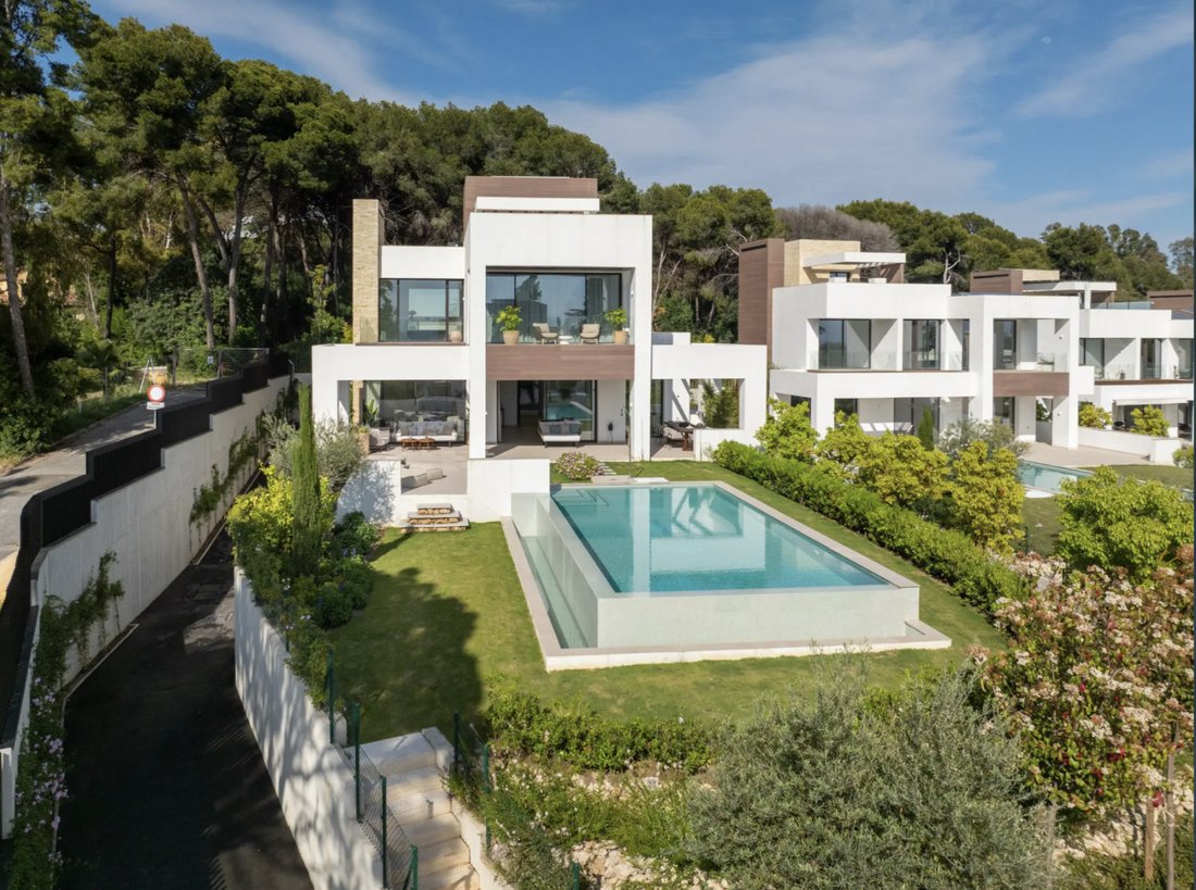 Villa in Golden Mile, Andalusia, Spain 1 - 16170962