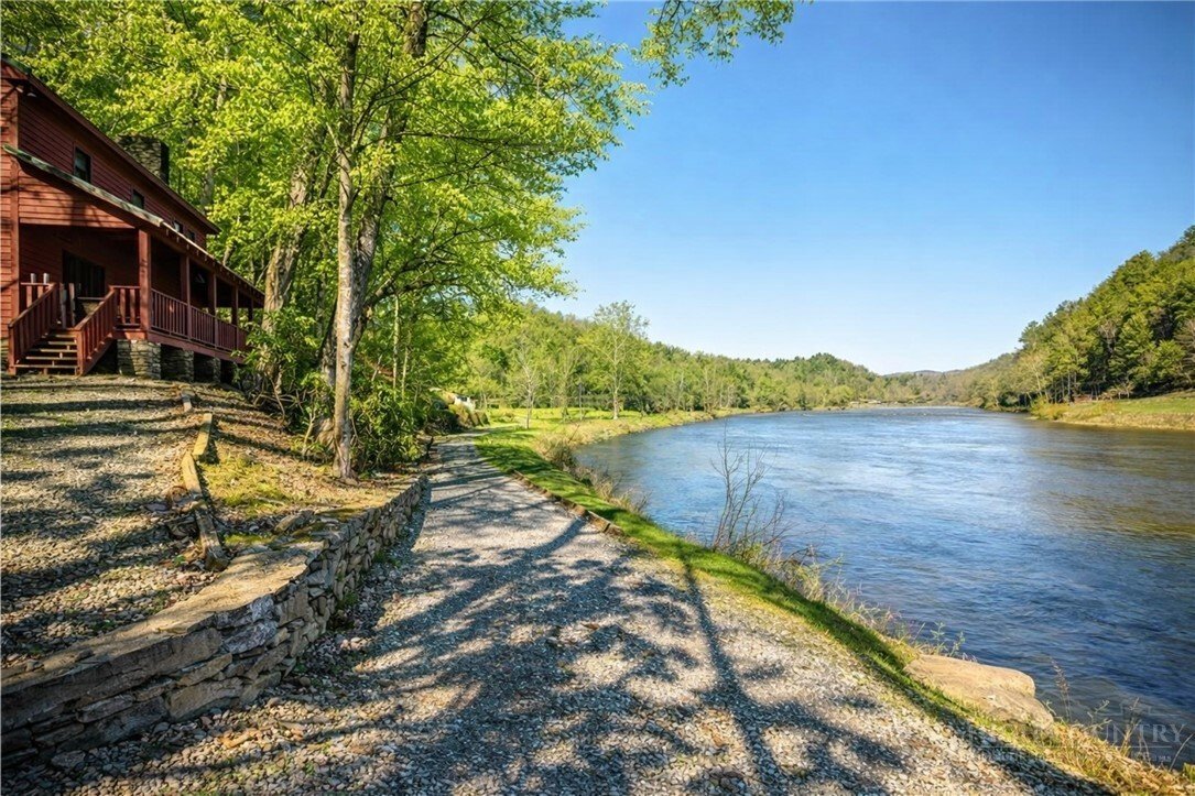 House in Sparta, North Carolina, United States 5 - 17647752