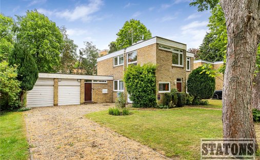 House in Ferney Hill, Enfield, England 1