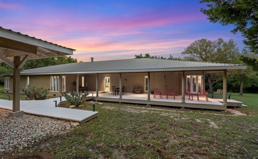 House in Briggs, Texas, United States 1