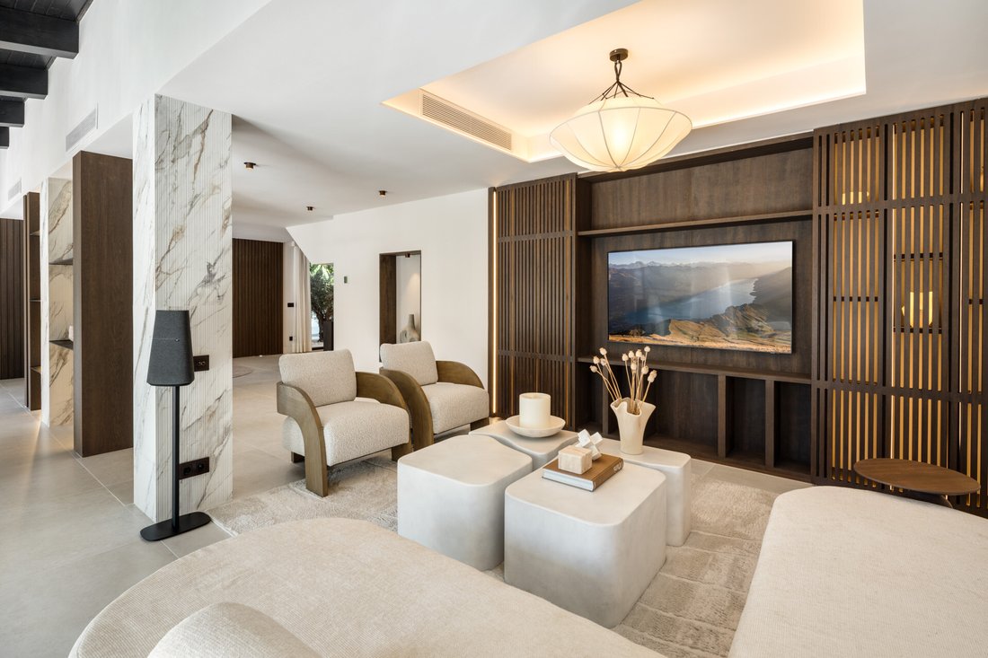 Villa in Nueva Andalucia, Marbella, Spain 2 - 17914357