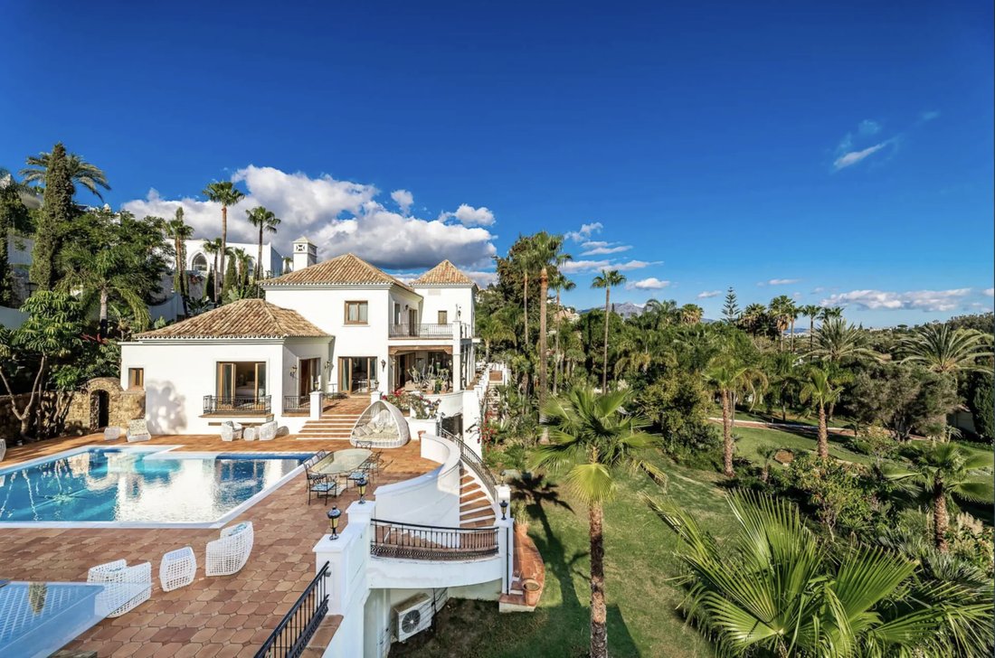 Villa in El Paraíso, Benahavis, Spain 1 - 16163511