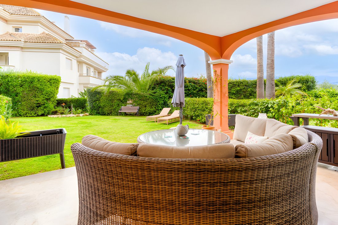 Apartment in Cancelada, Estepona, Andalusia 2 - 16106681