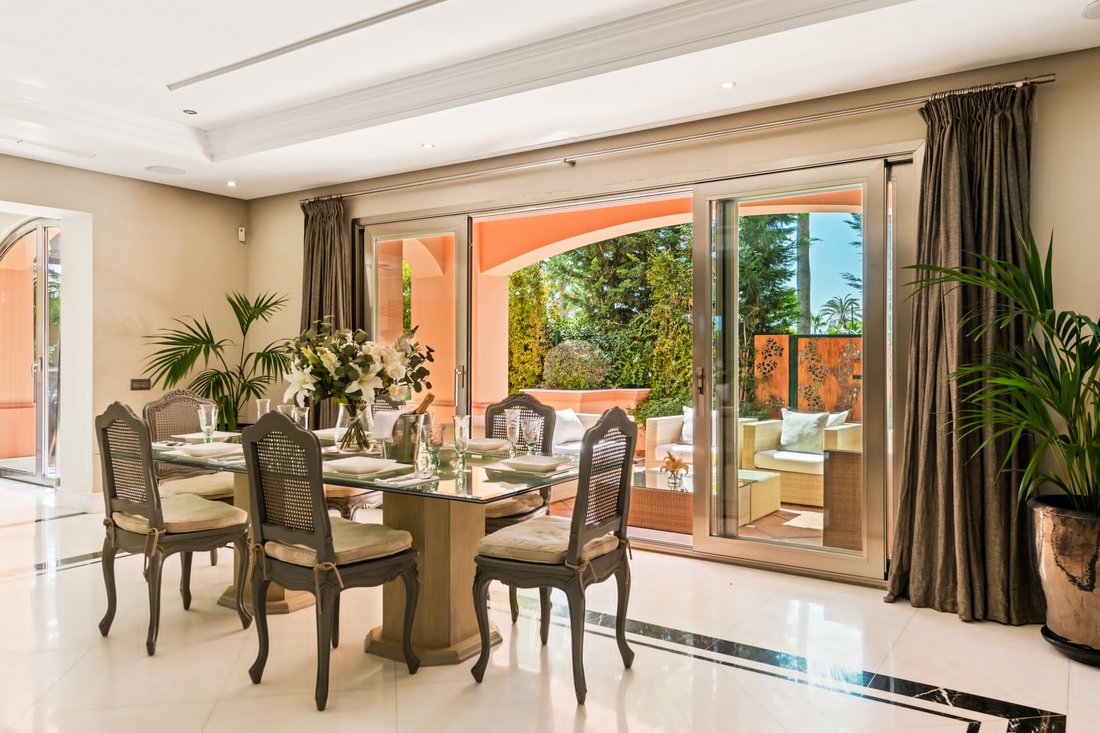 Apartment in Puerto Banus, Marbella, Spain 4 - 15604457