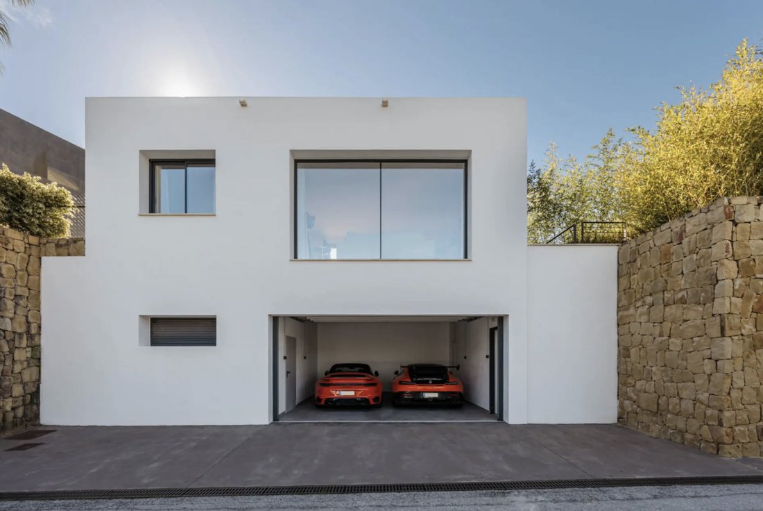 Villa in El Madroñal, Benahavis, Spain 4 - 16171077