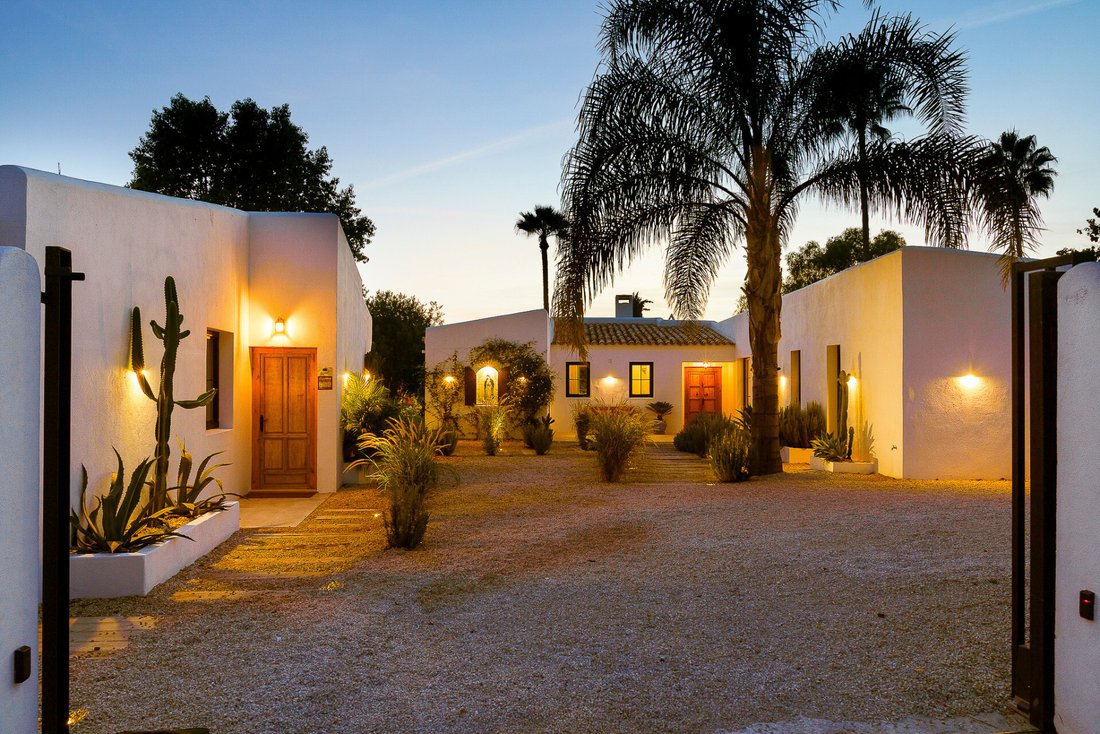 Villa in Guadalmina Alta, San Pedro de Alcantara, Spain 1 - 12405457