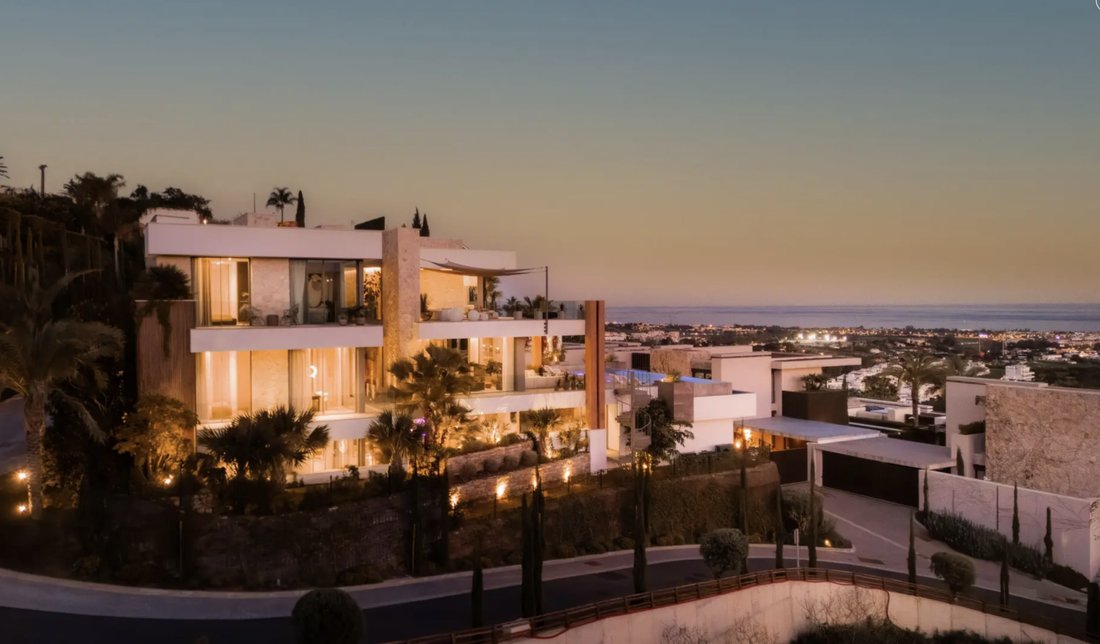 Villa in La Quinta, Benahavis, Andalusia 1 - 16163867