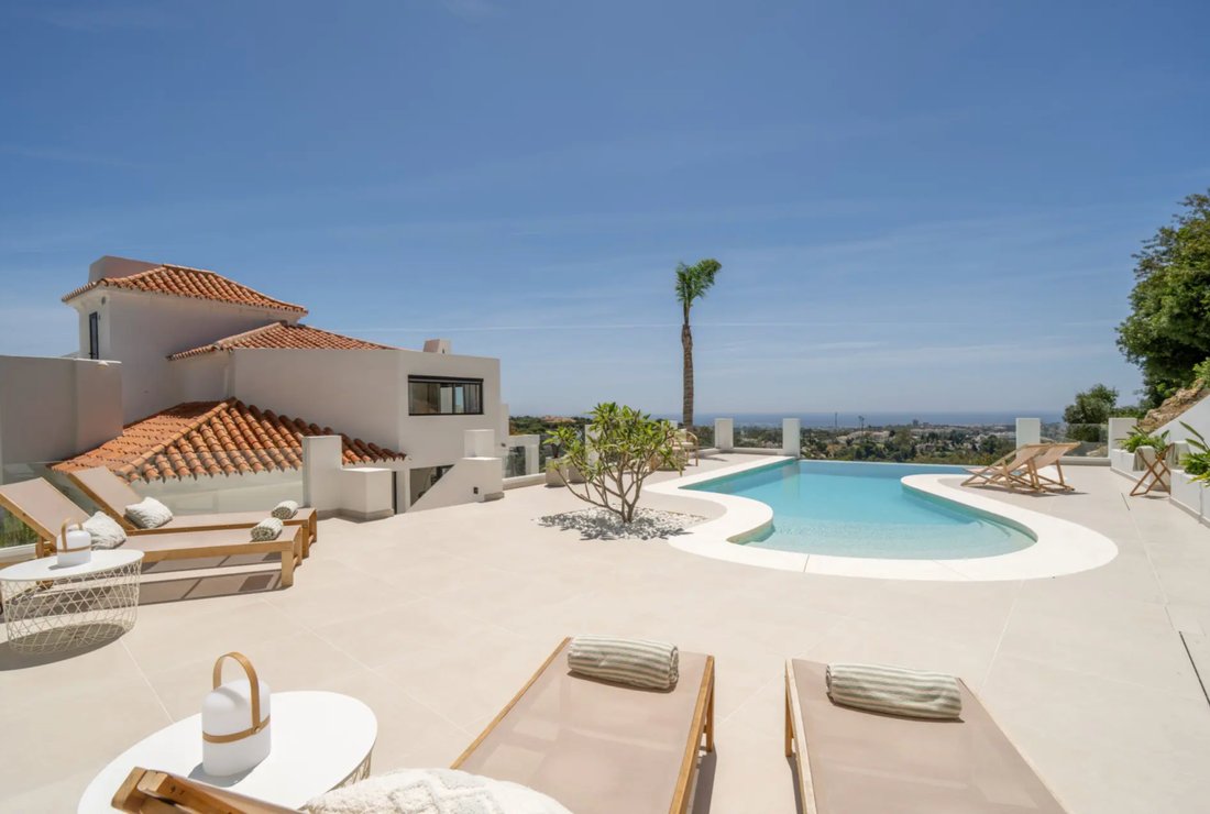 Villa in Nueva Andalucia, Marbella, Spain 2 - 16170702