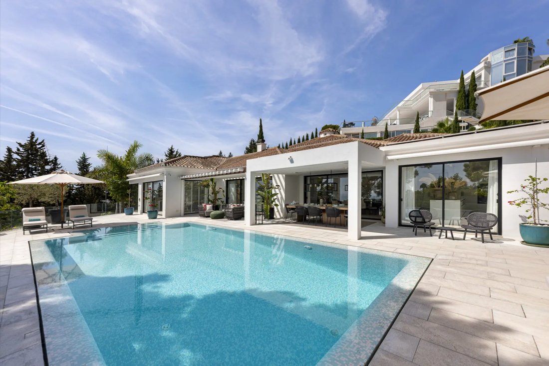 Villa in Golden Mile, Andalusia, Spain 2 - 16171134