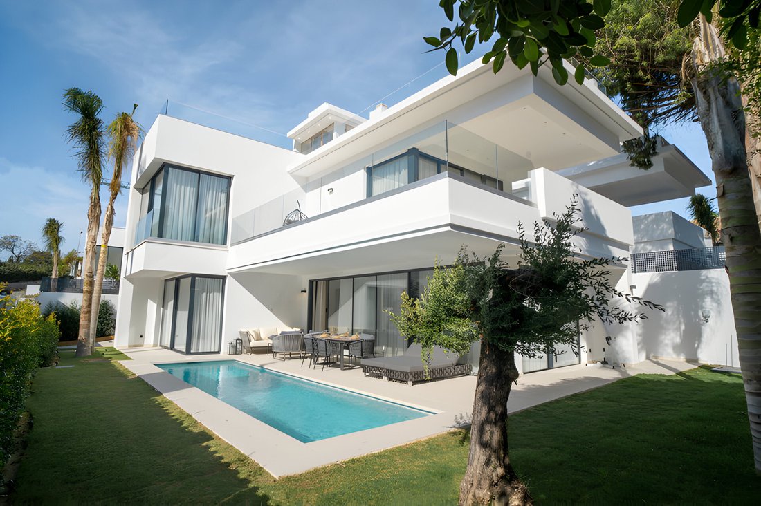Villa in Golden Mile, Andalusia, Spain 1 - 15754421