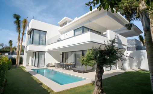 Villa in Goldene Meile, Andalusien, Spanien 1