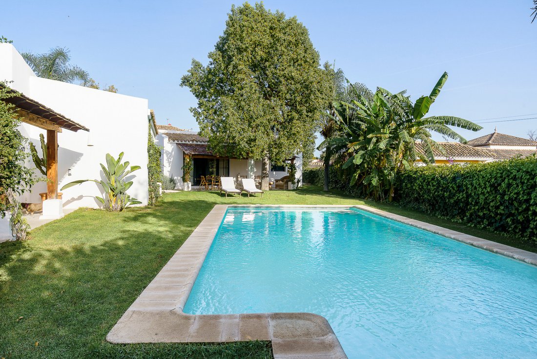 Villa in Guadalmina Alta, San Pedro de Alcantara, Spain 3 - 12405457