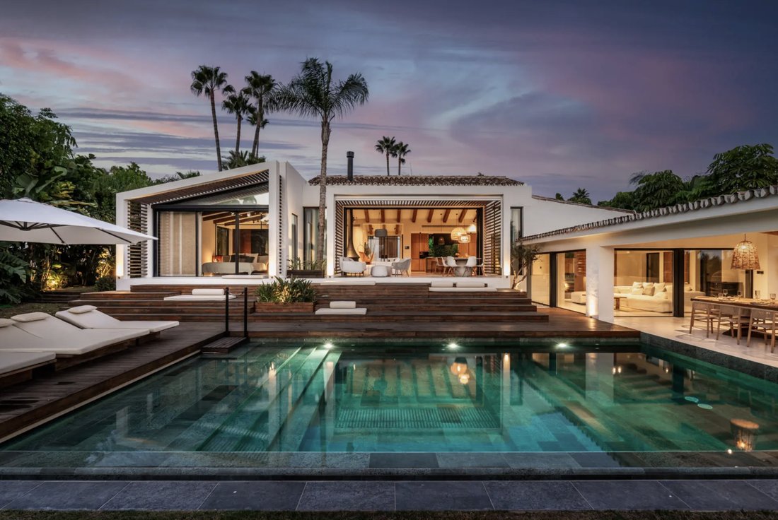 Villa in Nueva Andalucia, Marbella, Spain 2 - 16162414