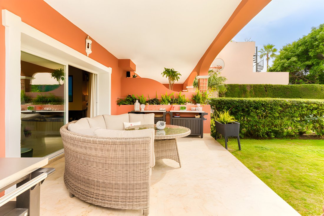 Apartment in Cancelada, Estepona, Andalusia 3 - 16106681