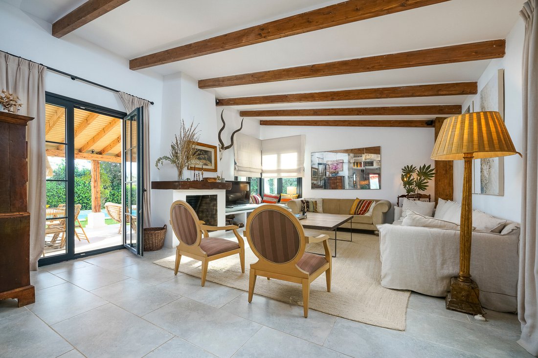 Villa in Guadalmina Alta, San Pedro de Alcantara, Spain 2 - 12405457