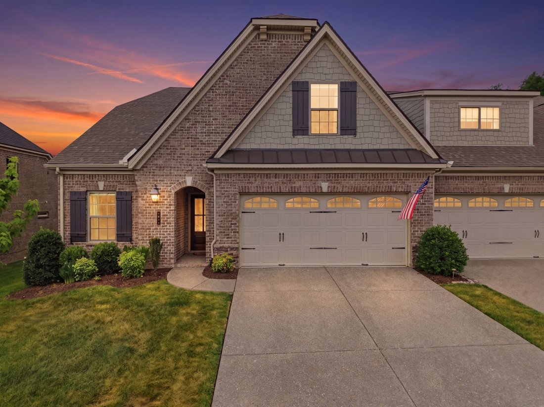 House in Lebanon, Tennessee, United States 1 - 18022500