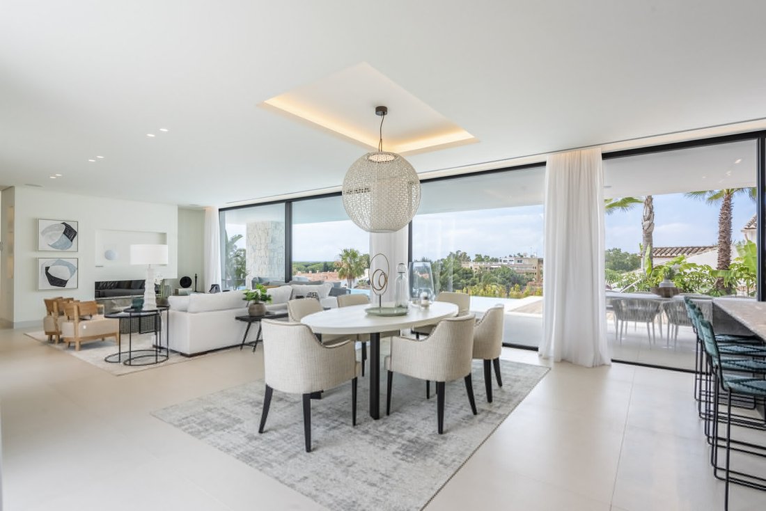 Villa in Elviria-Cabopino, Marbella, Spain 5 - 15604459