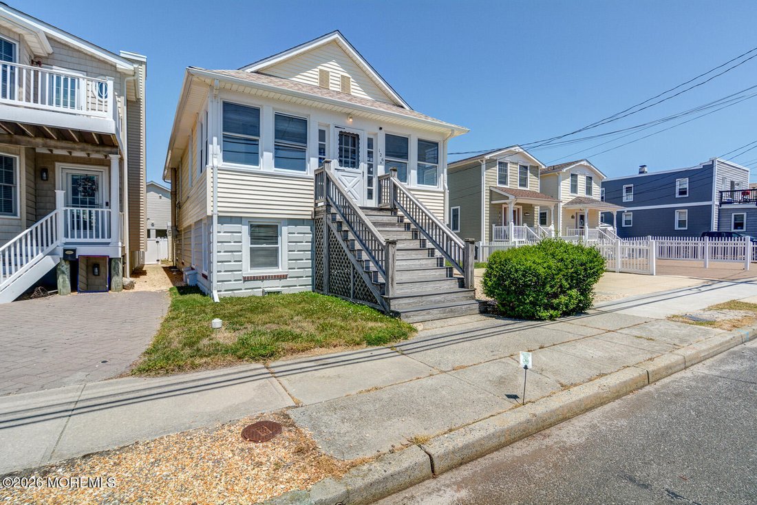 House in Seaside Park, New Jersey, United States 4 - 18022326