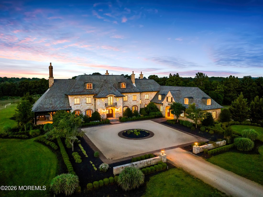 House in Colts Neck, New Jersey, United States 1 - 18022324
