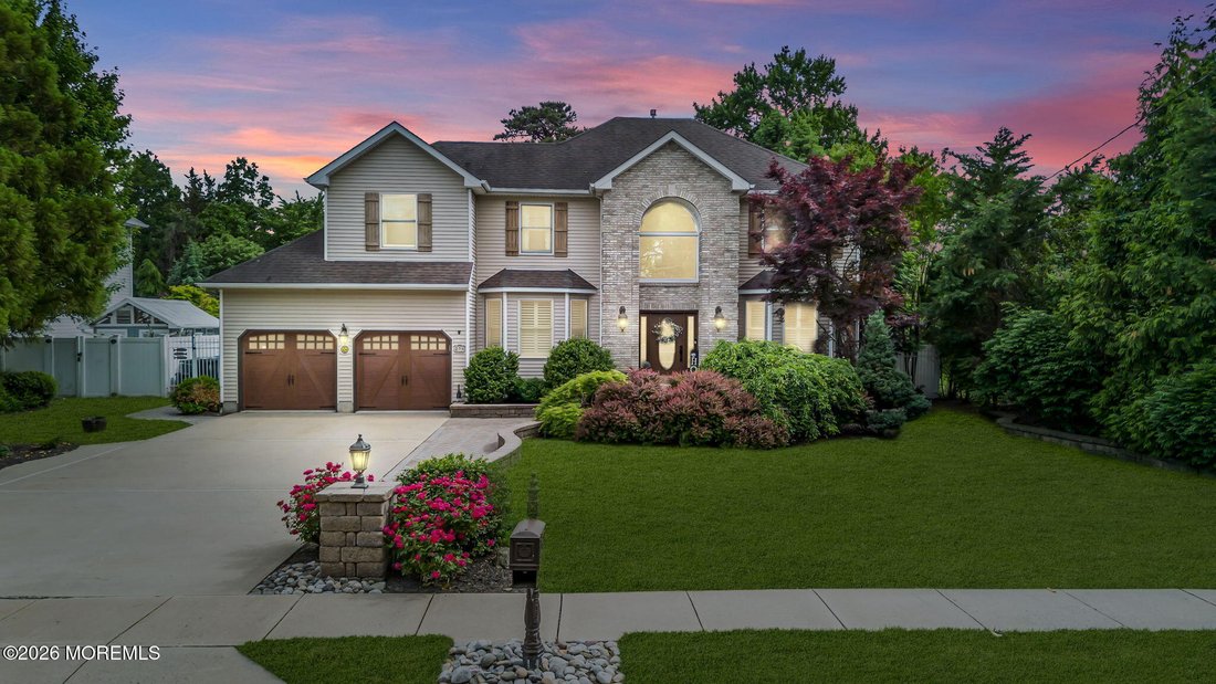 House in Toms River, New Jersey, United States 1 - 18022316