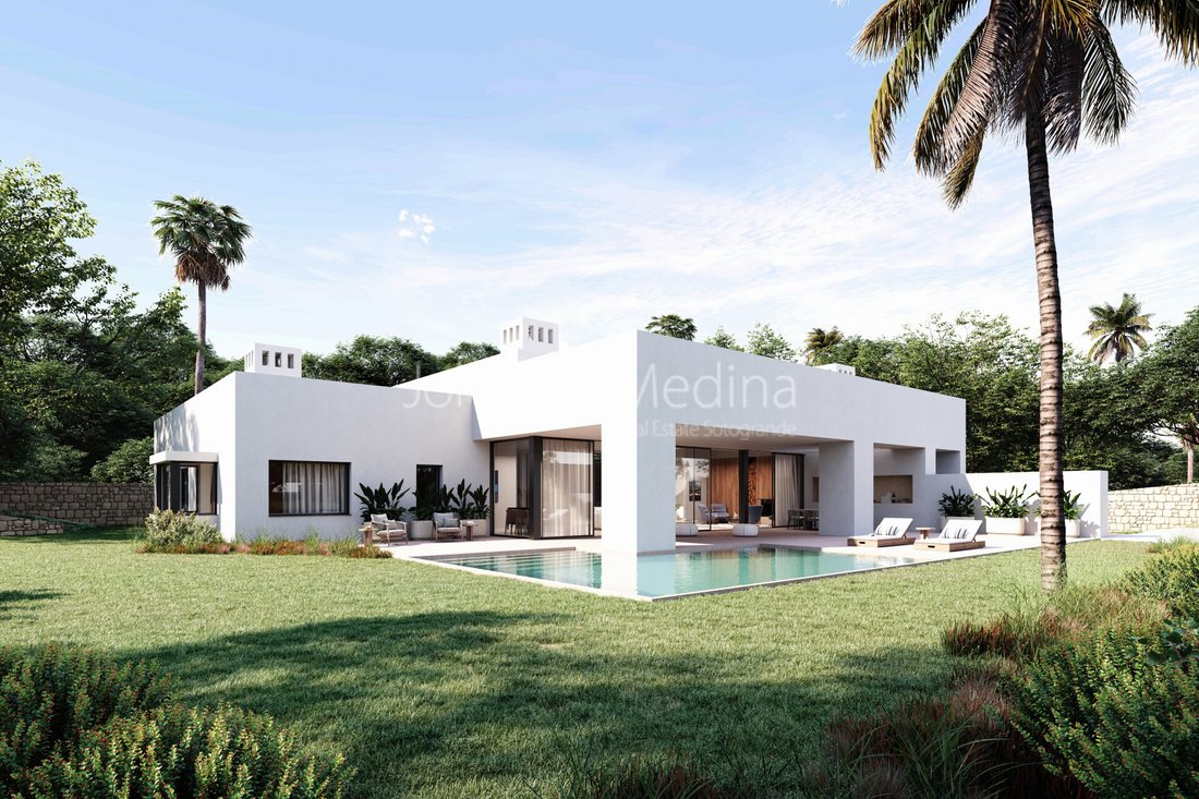 Villa in Sotogrande, San Roque, Andalusia 1 - 18012846
