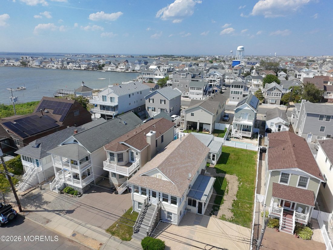 House in Seaside Park, New Jersey, United States 1 - 18022299