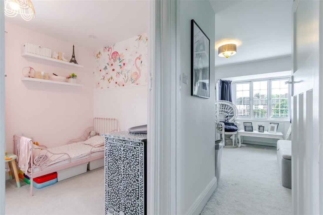 House in Eastcote Village, Hillingdon, England 5 - 18022506