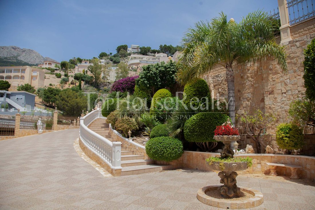Villa in Zona de Mascarat, Valencian Community, Spain 4 - 18023603