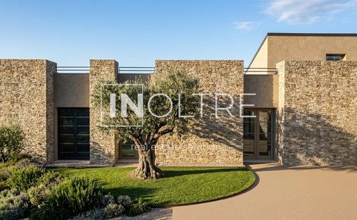 Villa in Negrar di Valpolicella, Veneto, Italy 1