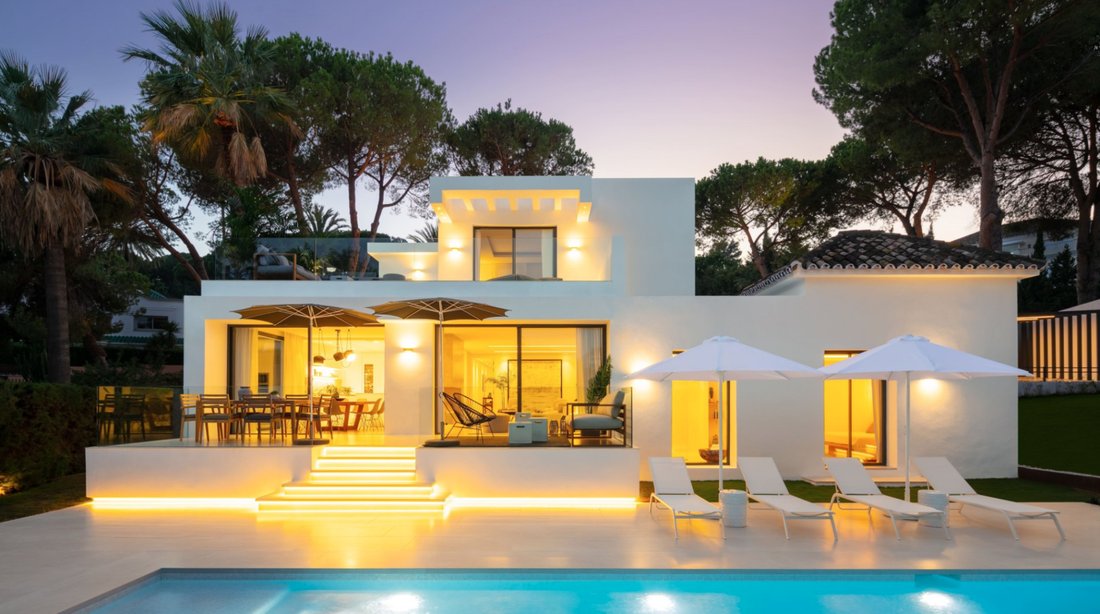 Villa in Nueva Andalucia, Marbella, Spain 1 - 14184062