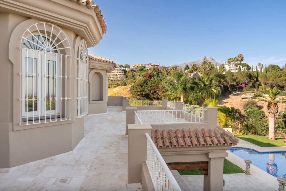 Villa in Nueva Andalucia, Marbella, Spain 2 - 14190858