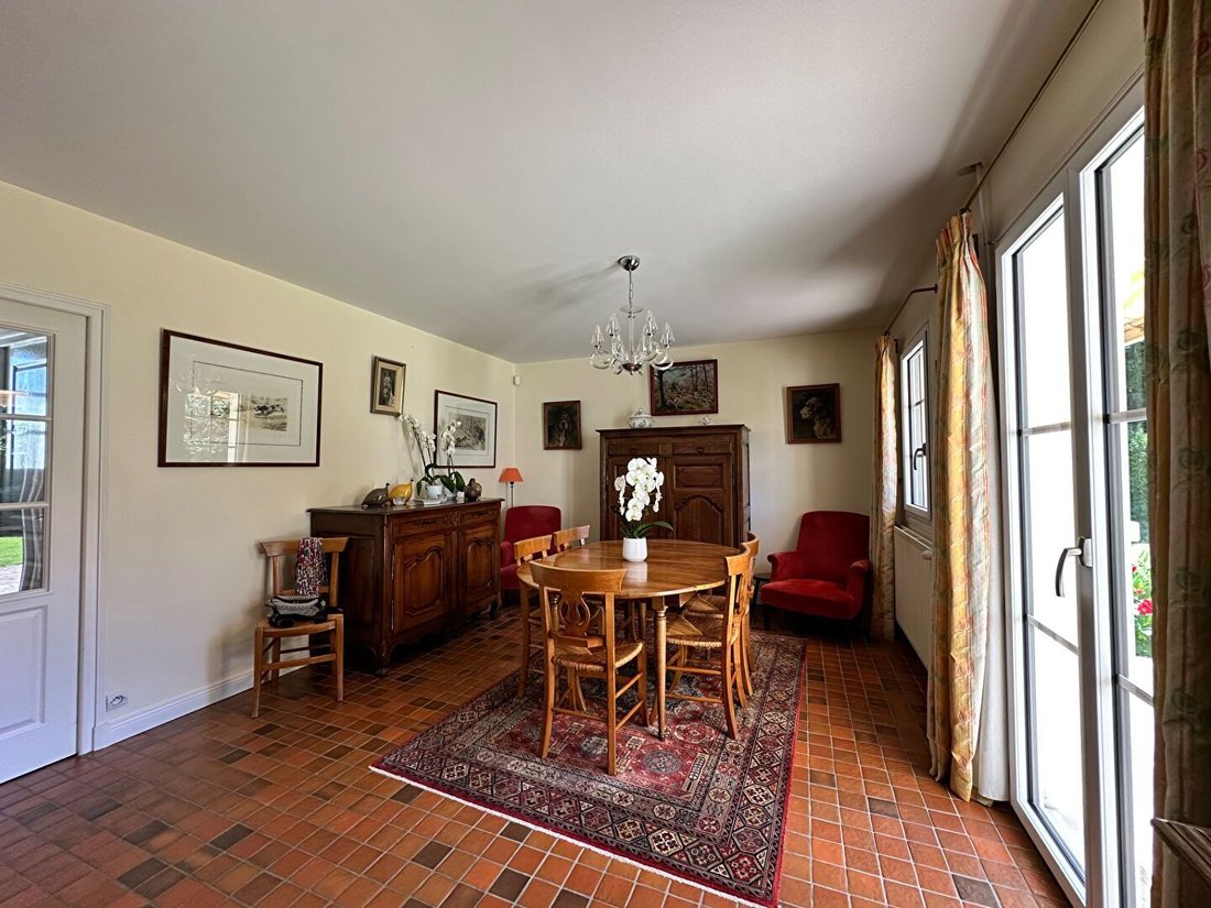 House in Senlis, Hauts-de-France, France 4 - 18022883