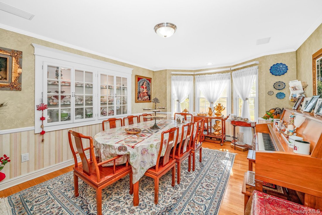 House in Seaford, New York, United States 3 - 18023667